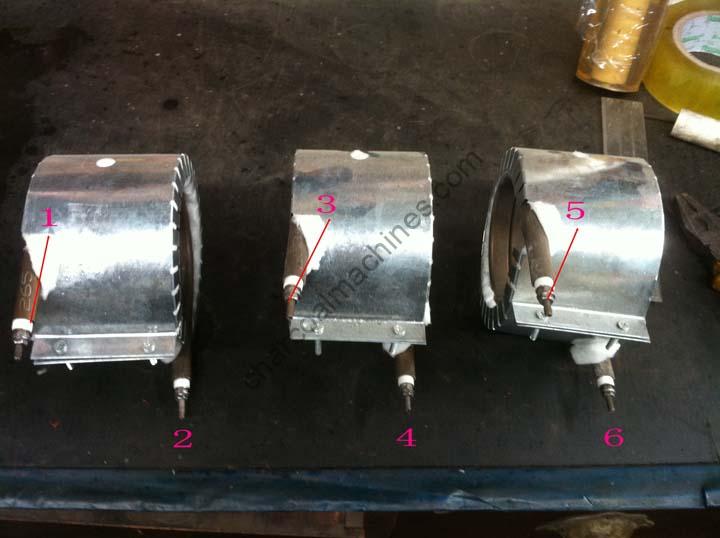 Wie werden die Heizringe der Sägemehlbrikettiermaschine angeschlossen?