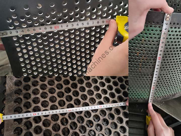 meshes of the wood crusher with different screening diameters