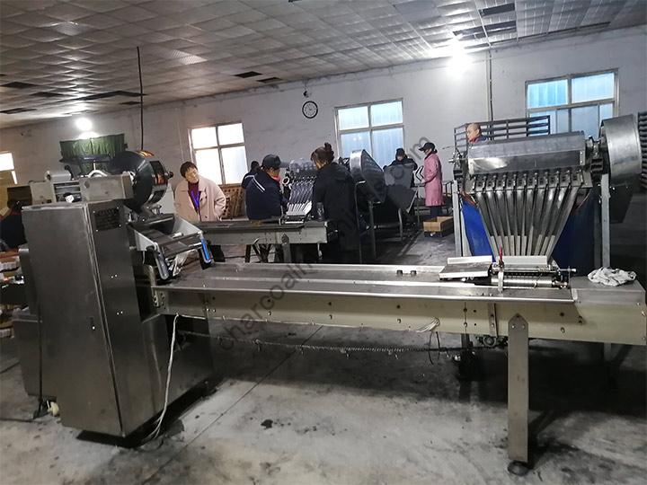 Machine à emballer les tablettes de charbon de bois pour chicha