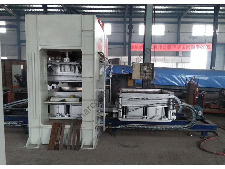 structure of compressed pallet machine