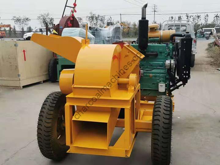 wood crushing machine with double inle