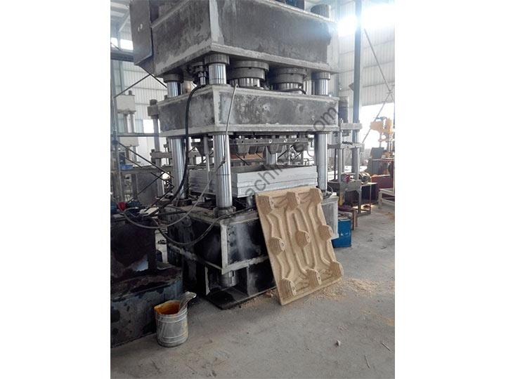 wood pallet making machine