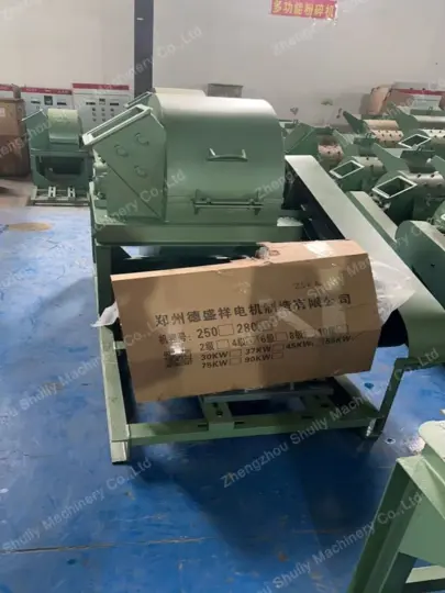 motor type wood shredding machine