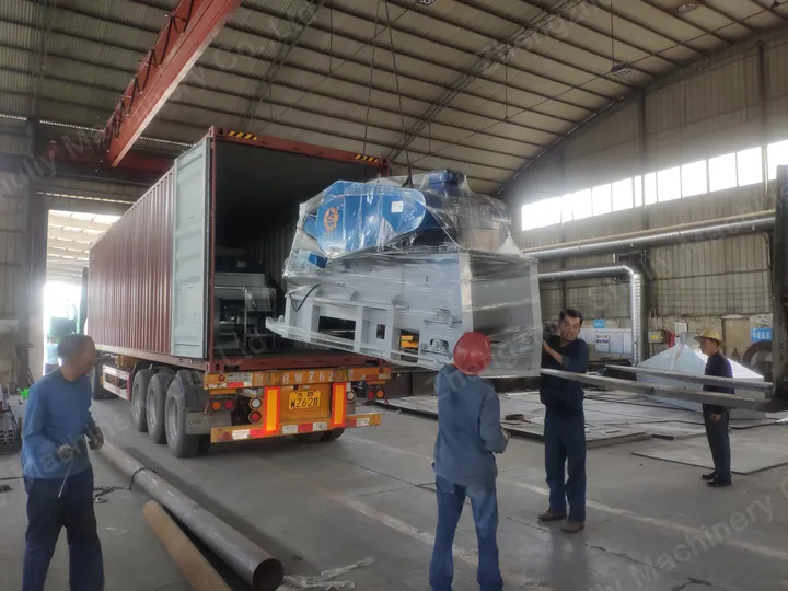 envío de máquinas de reciclaje de madera